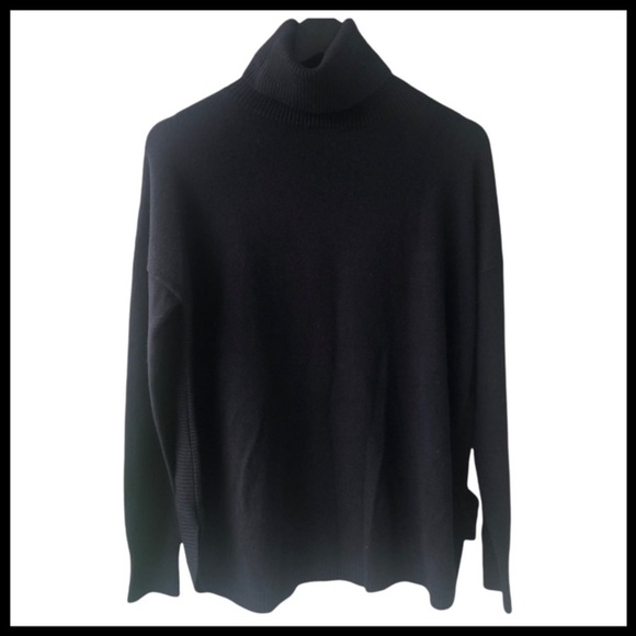 FRENCH CONNECTION NWOT Turtleneck Sweater - Picture 1 of 7
